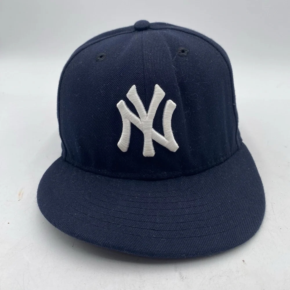 New York Yankees‎ Hat New Era 59Fifty Size 7 1/2 Custom Embroidered Cleaned Blue